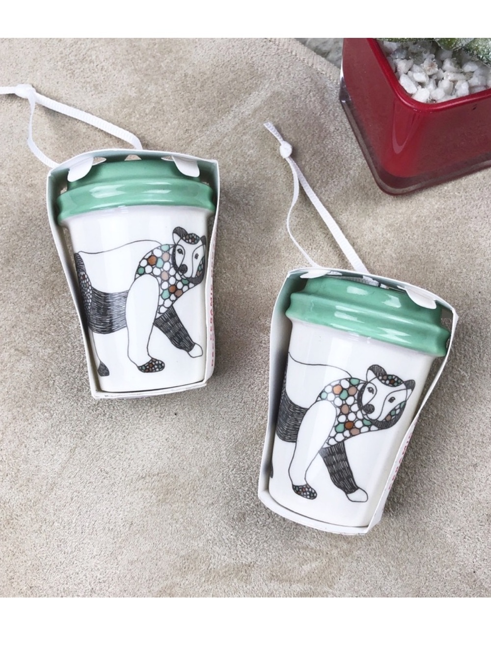 Set of 2 STARBUCKSLimited Edition ceramic Bear Ornaments 2017